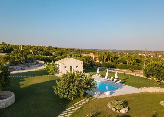 Baglio Cella - Per Vacanze Apartahotel Módica